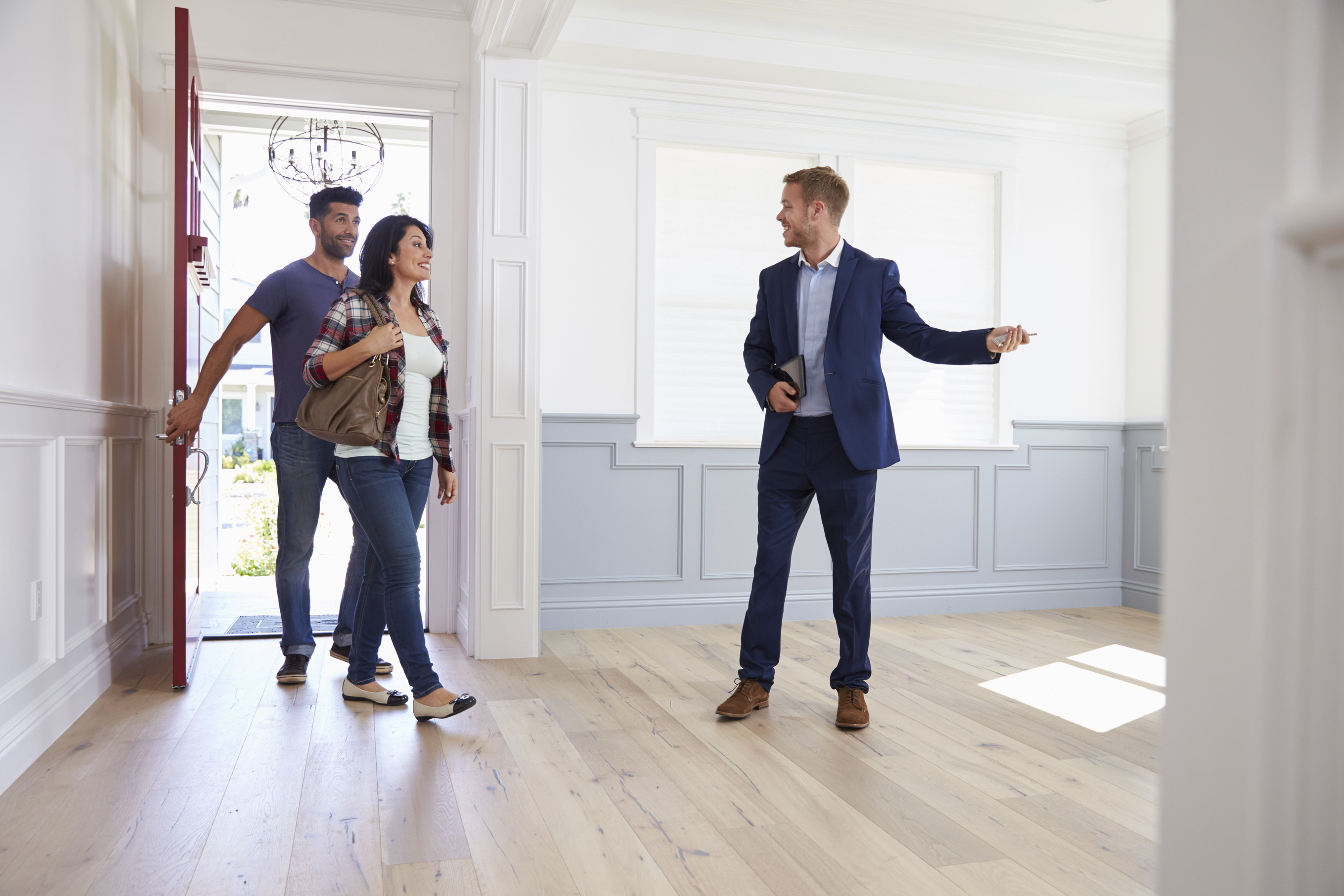 Real Estate Pre-Licensing Education Real Estate Agent Showing Property